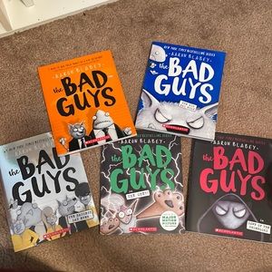 Lot of 5 “The Bad Guys” books